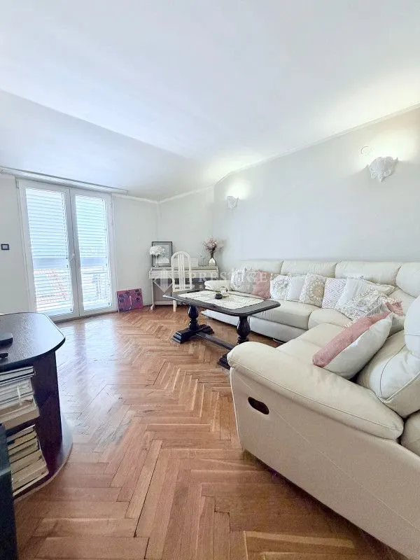 Prodaja, dvosoban stan, 80m², Stara Varoš, Podgorica