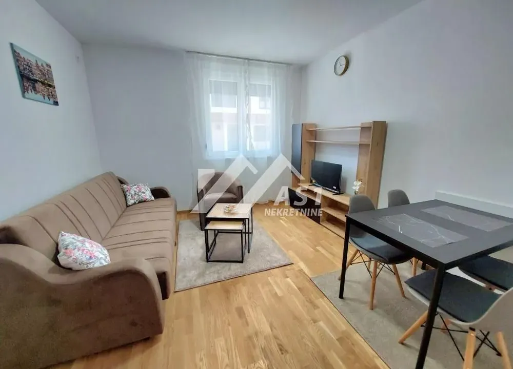 Izdavanje, jednosoban stan, 37m², Adice, Novi Sad Sve Podlokacije