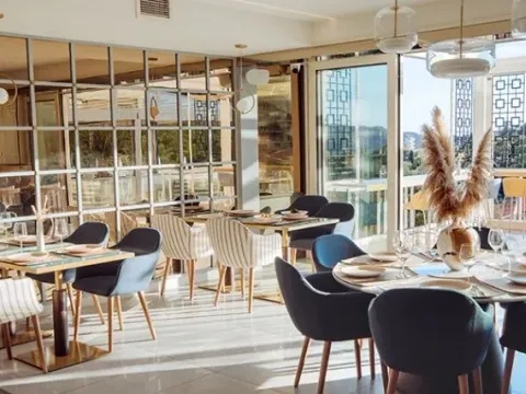 Sale, two bedroom apartment, 61m², Bečići, Budva - image 4