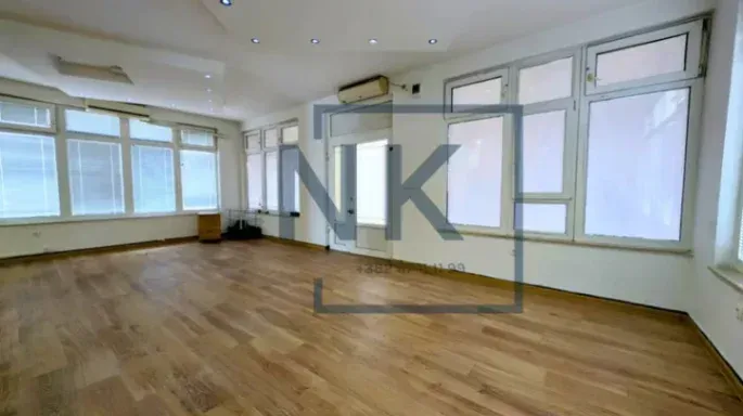 Izdavanje, poslovni prostor, 138m², Stari Aerodrom, Podgorica