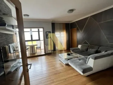 Izdavanje, trosoban stan, 62m², Centar, Novi Sad - image 3