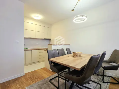 Rent, two bedroom apartment, 70m², Central Point, Podgorica - image 5