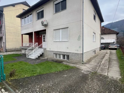 Prodaja, trosoban stan, 105m², Centar, Bijelo Polje - image 3