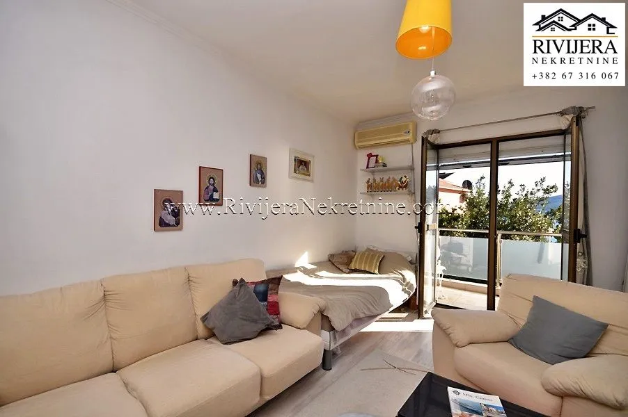 Prodaja, dvosoban stan, 93m², Baošići, Herceg Novi