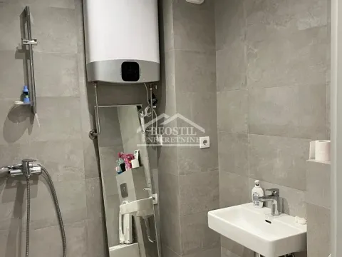 Sale, one bedroom apartment, 34m², Kalenić Pijaca, Vračar Sve Podlokacije - image 8