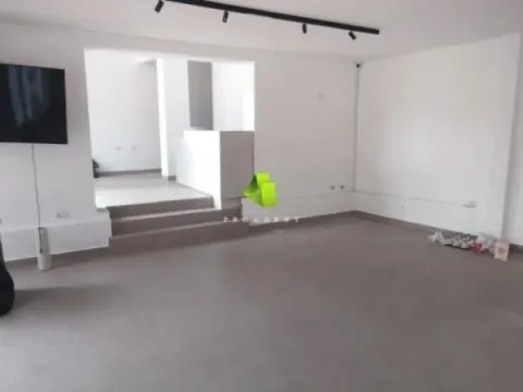 Izdavanje, poslovni prostor, 100m², Medijana, Niš - image 2