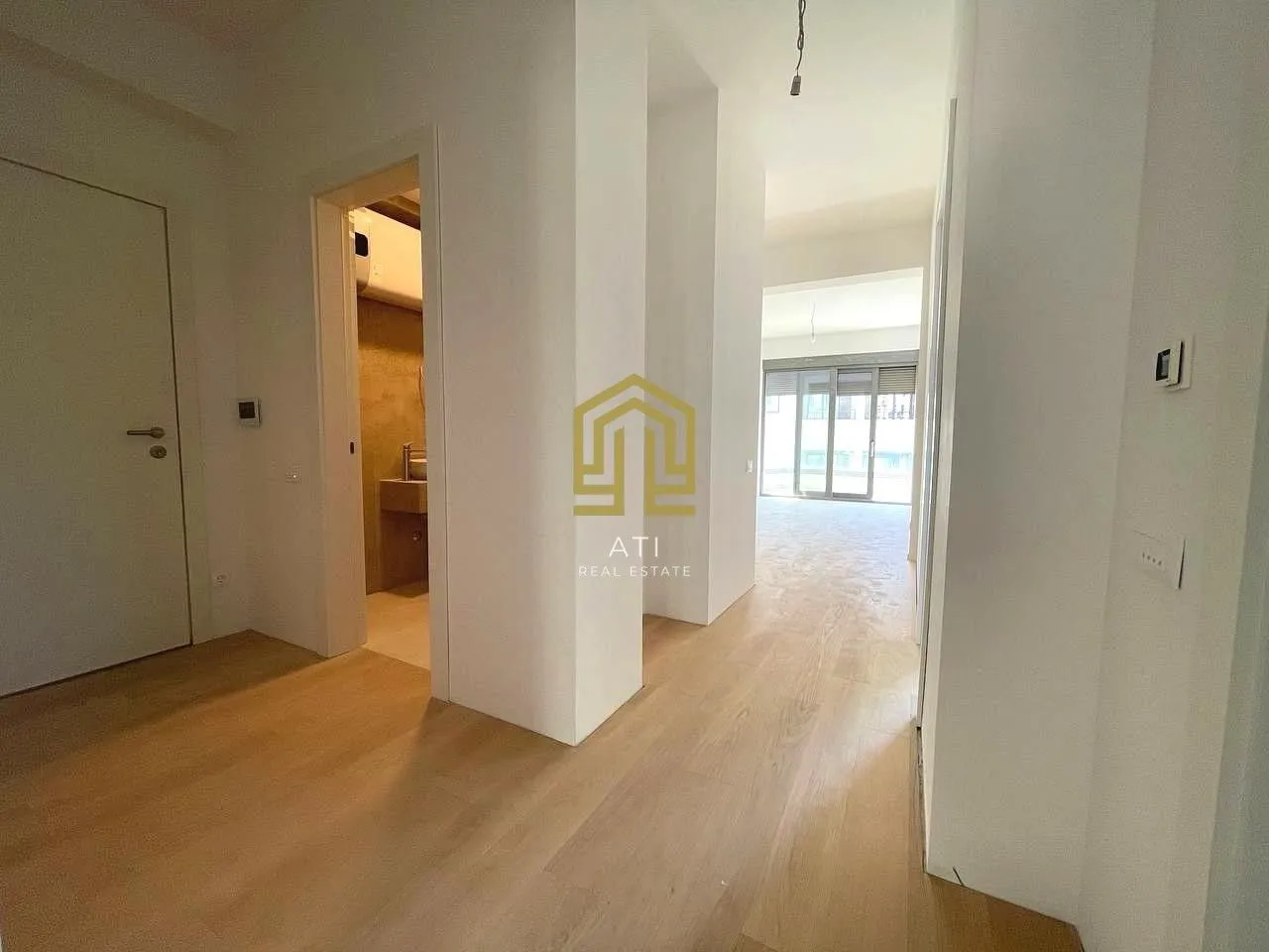 Prodaja, dvosoban stan, 74m², Bečići, Budva