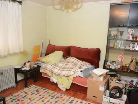 Prodaja, jednosoban stan, 34m², Kalenić Pijaca, Vračar Sve Podlokacije - image 2