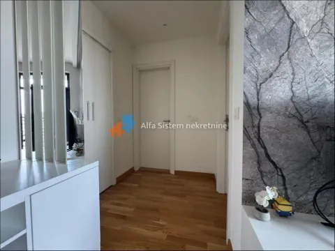 Rent, two bedroom apartment, 56m², Savski Venac, Beograd - image 10