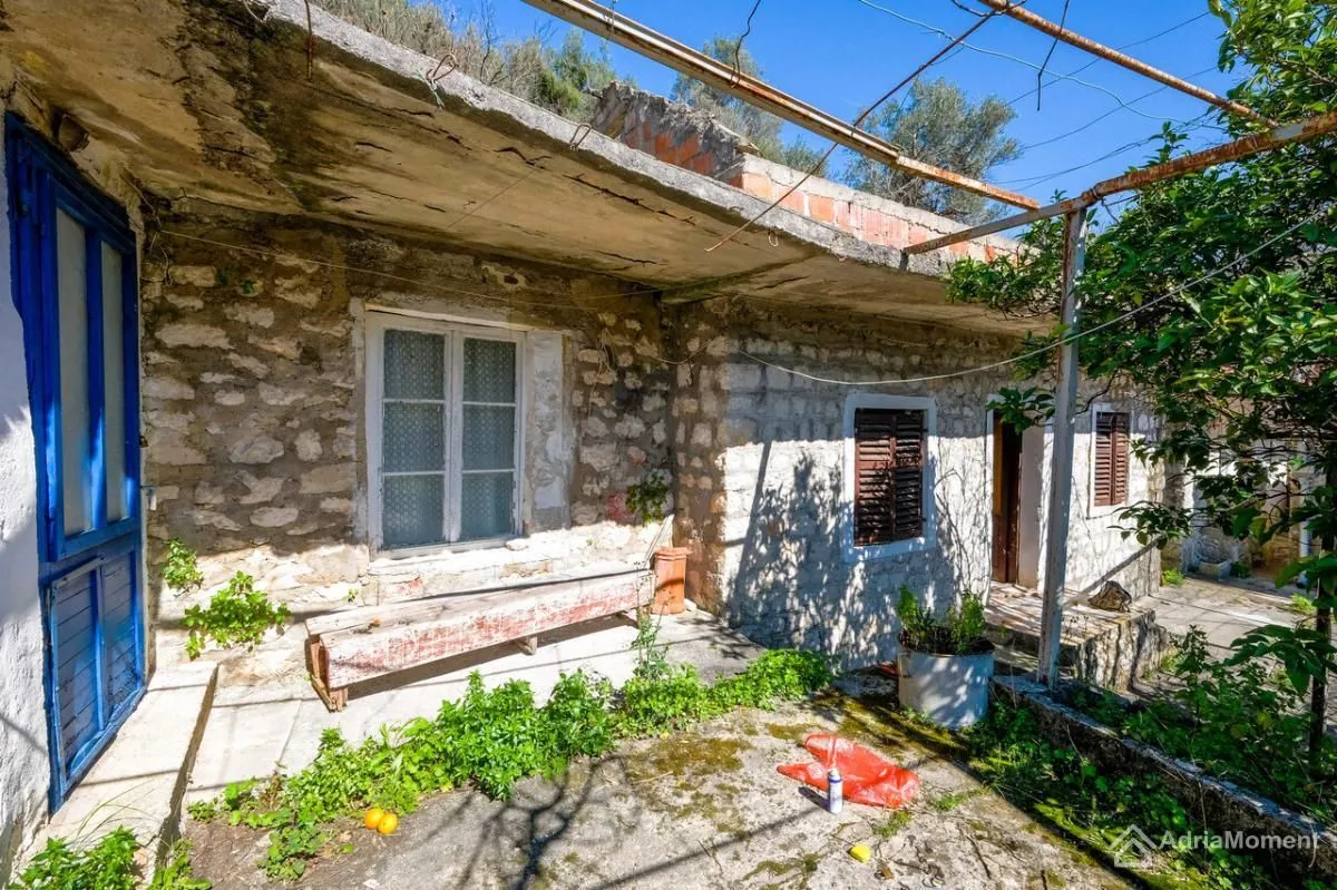 Prodaja, plac, 1900m², Perast, Kotor