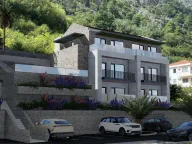 Prodaja, trosoban stan, 106m², Kotor, Crna Gora - image 1