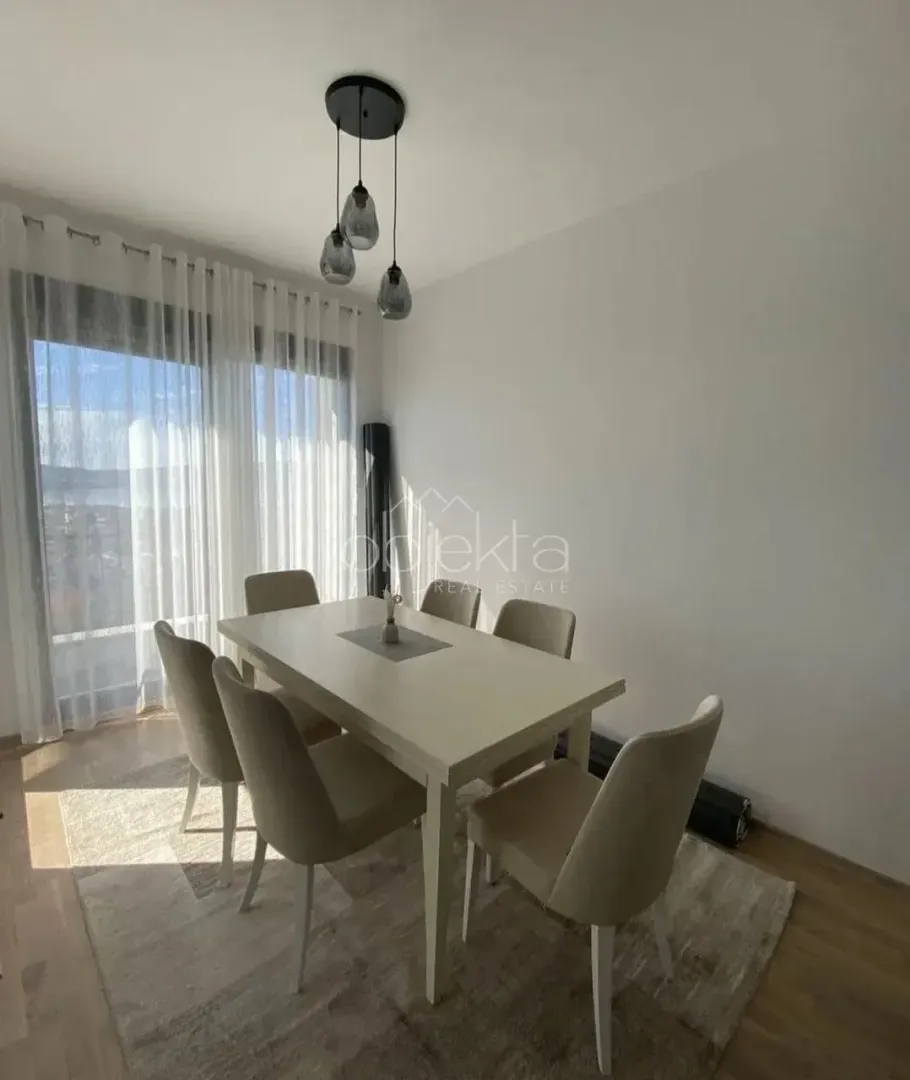 Prodaja, dvosoban stan, 80m², Tivat, Crna Gora