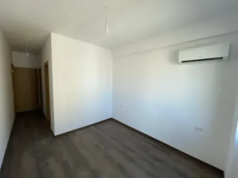 Sale, two bedroom apartment, 80m², Ljubović, Podgorica - image 10