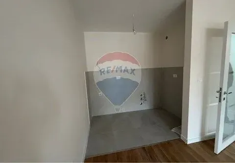 Izdavanje, jednosoban stan, 48m², Central Point, Podgorica - image 3