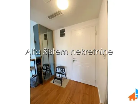 Rent, two bedroom apartment, 41m², Savski Venac, Beograd - image 20