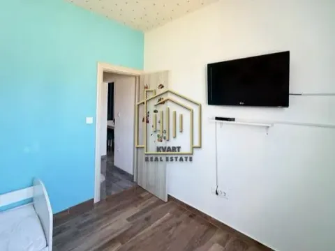 Izdavanje, kuća, 140m², Donji Kokoti, Podgorica - image 9