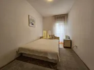 Izdavanje, dvosoban stan, 49m², Centar, Novi Sad - image 10