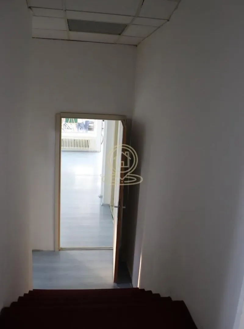 Rent, office space, 93m², Centar, Kragujevac