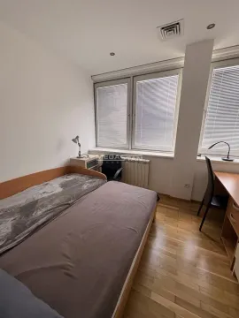 Izdavanje, četvorosoban stan, 220m², Savski Venac, Beograd - image 8