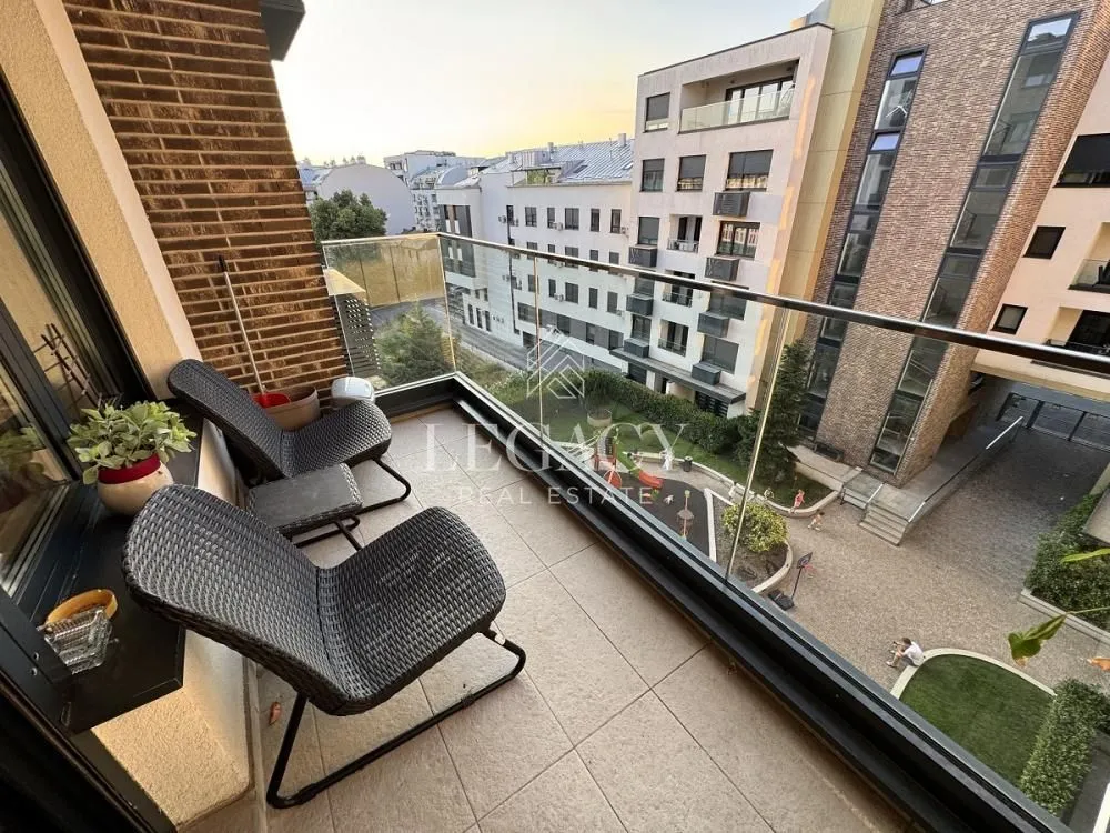 Izdavanje, dvosoban stan, 57m², Južni Bulevar, Vračar Sve Podlokacije