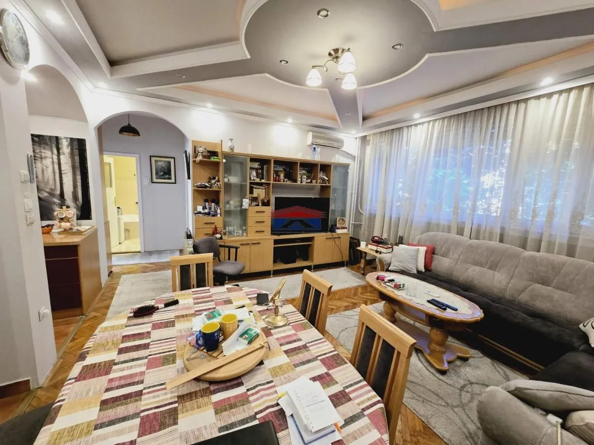 Sale, four bedroom apartment, 87m², Centar, Novi Sad