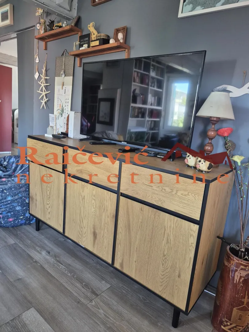 Prodaja, četvorosoban stan, 141m², Slavija, Vračar Sve Podlokacije