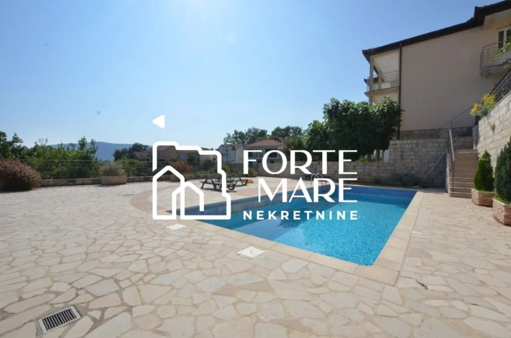 Prodaja, jednosoban stan, 52m², Zelenika, Herceg Novi