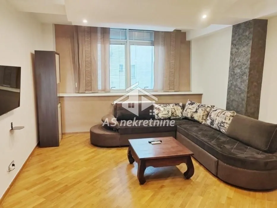 Izdavanje, dvosoban stan, 50m², Stari Grad, Beograd