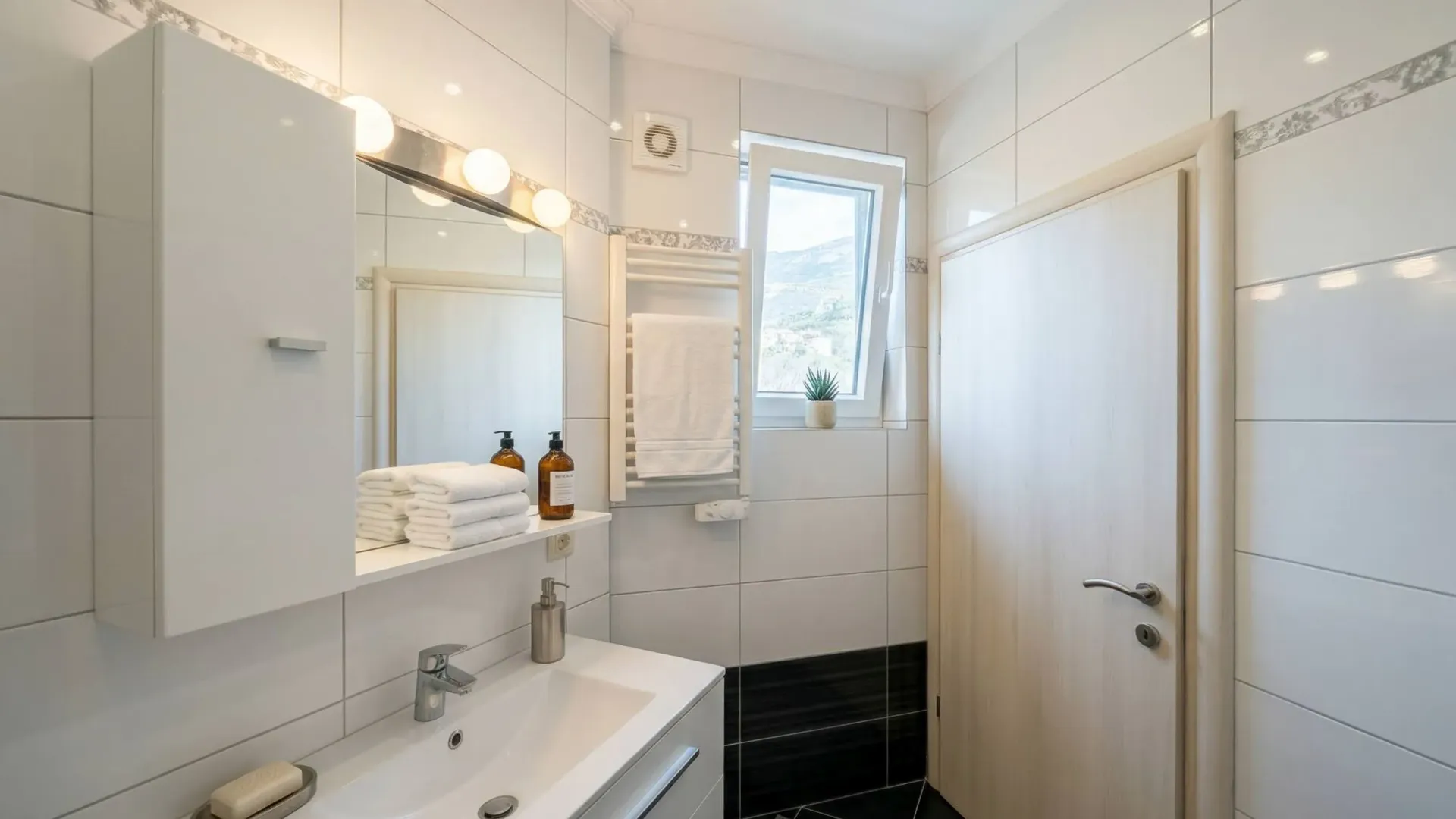 Prodaja, stan, 65m², Bečići, Budva