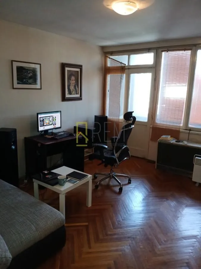 Prodaja, dvosoban stan, 76m², Centar, Podgorica