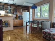 Izdavanje, četvorosoban stan, 93m², Zvezdara Sve Podlokacije, Beograd - image 5