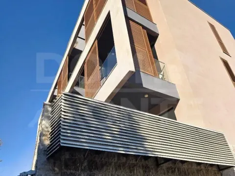 Prodaja, trosoban stan, 69m², Porto Montenegro, Tivat - image 18
