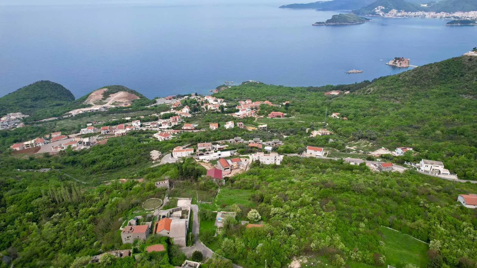 Prodaja, plac, 1640m², Blizikuće, Budva