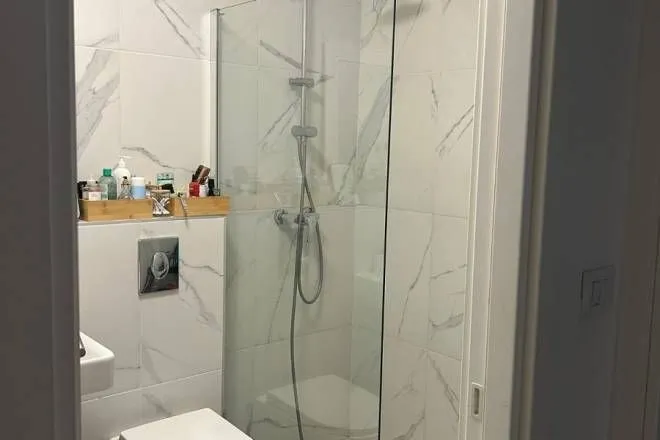 Prodaja, trosoban stan, 70m², Zemun Polje, Beograd