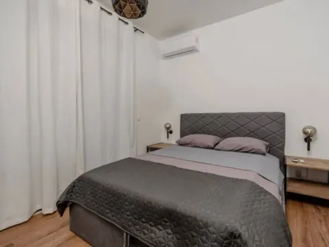 Prodaja, jednosoban stan, 43m², Dobre Vode, Bar - image 4
