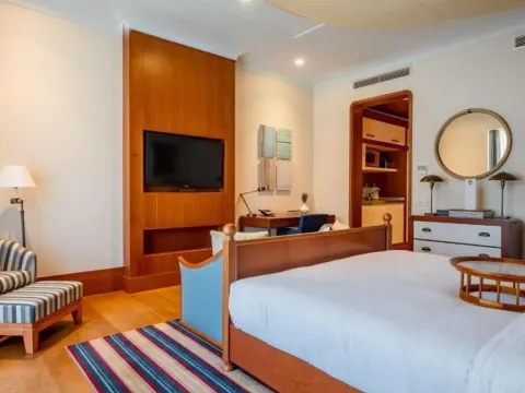 Prodaja, garsonjera, 42m², Porto Montenegro, Tivat - image 1