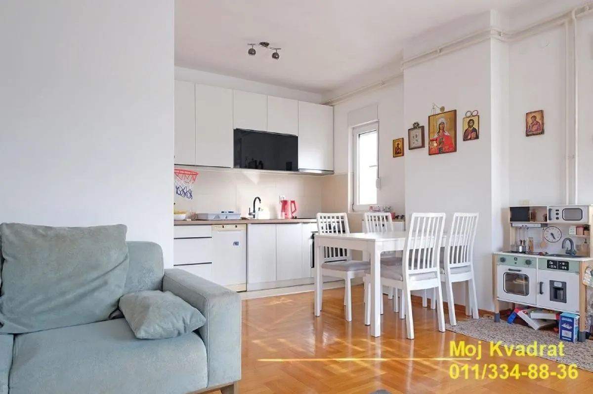 Sale, two bedroom apartment, 68m², Vračar Hram, Vračar Sve Podlokacije