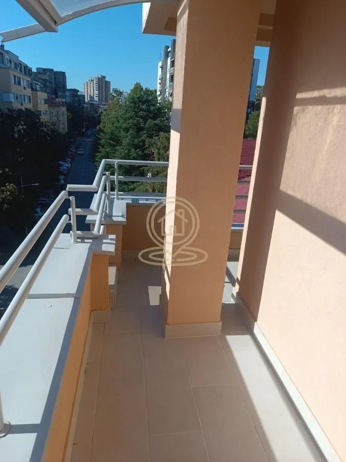 Izdavanje, garsonjera, 41m², Grbavica, Novi Sad Sve Podlokacije