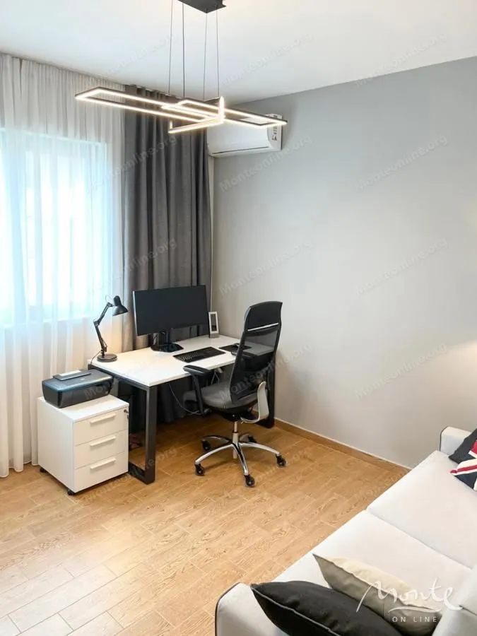 Sale, two bedroom apartment, 81m², Bečići, Budva