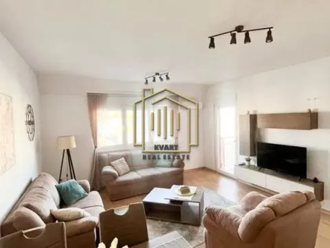 Izdavanje, dvosoban stan, 63m², Blok 9, Podgorica - image 3