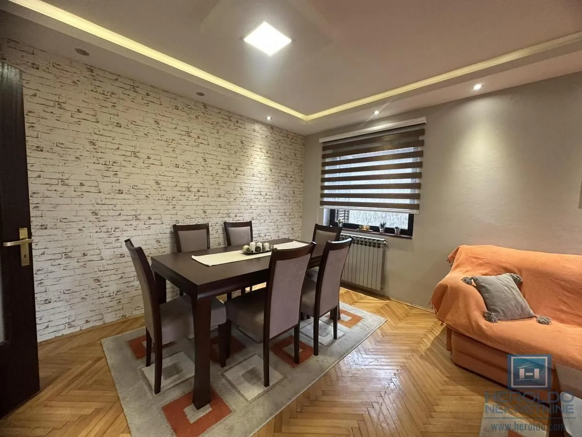 Sale, house, 500m², Ćuprija, Srbija