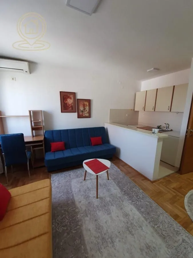 Izdavanje, garsonjera, 26m², Grbavica, Novi Sad Sve Podlokacije