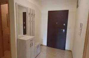 Izdavanje, trosoban stan, 95m², Preko Morače, Podgorica