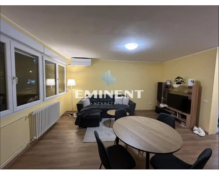 Izdavanje, jednosoban stan, 35m², Novi Beograd Sve Podlokacije, Beograd