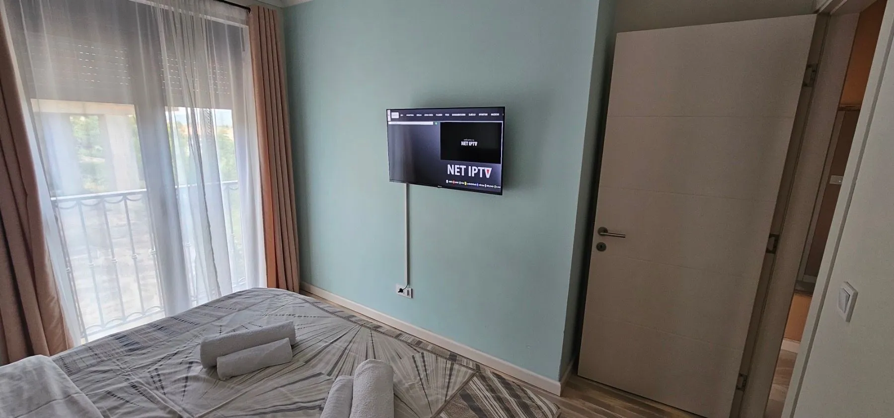 Izdavanje, jednosoban stan, 55m², Centar, Tivat