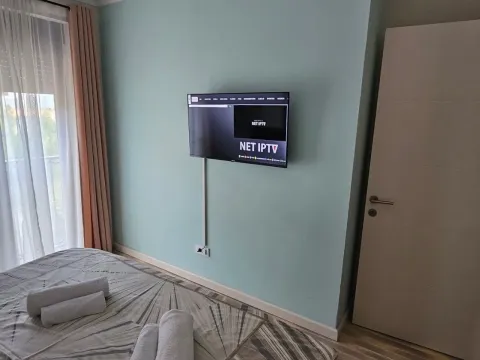 Rent, one bedroom apartment, 55m², Centar, Tivat - image 14