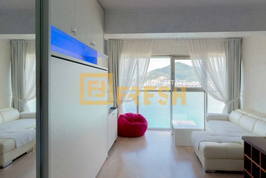 Rent, studio apartment, 29m², Budva, Crna Gora