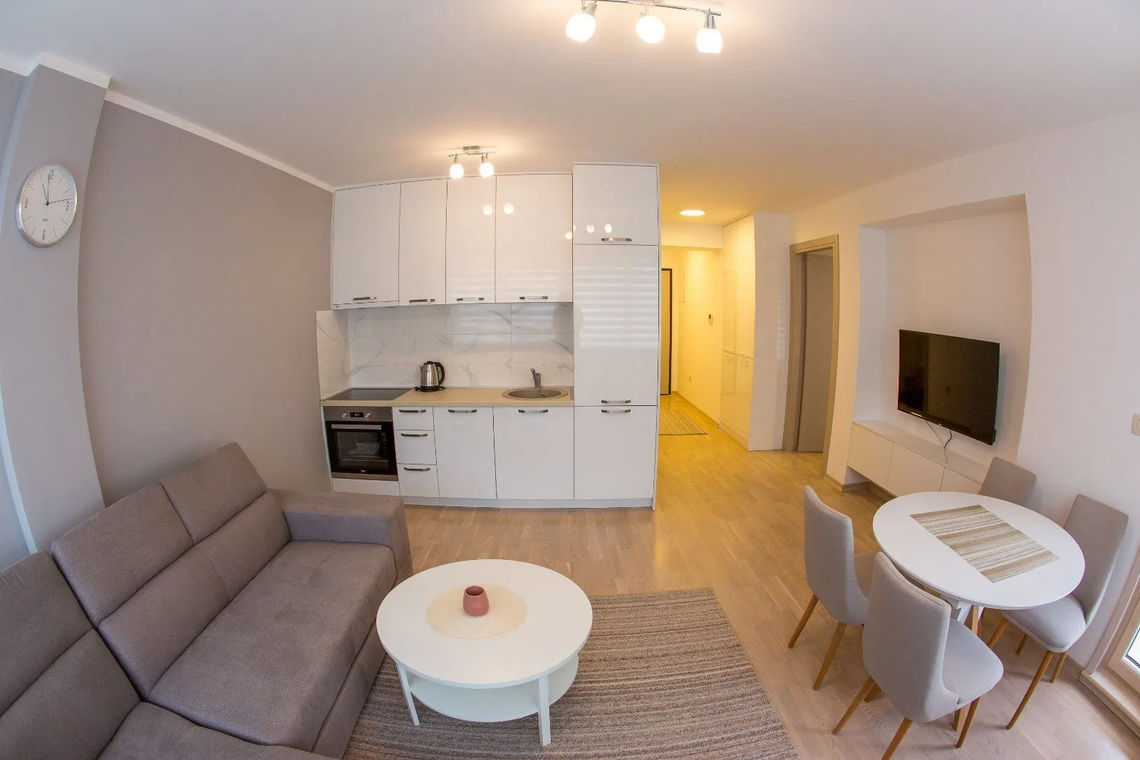 Rent, one bedroom apartment, 50m², Budva, Crna Gora