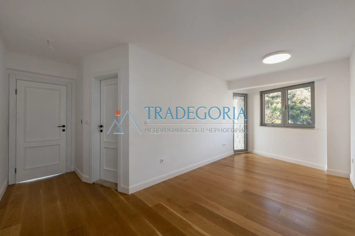 Prodaja, trosoban stan, 160m², Pržno, Budva