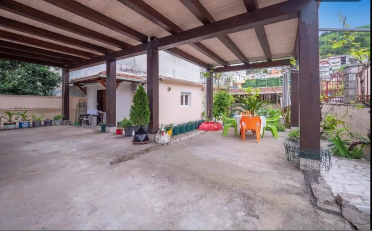 Prodaja, kuća, 102m², Budva, Crna Gora